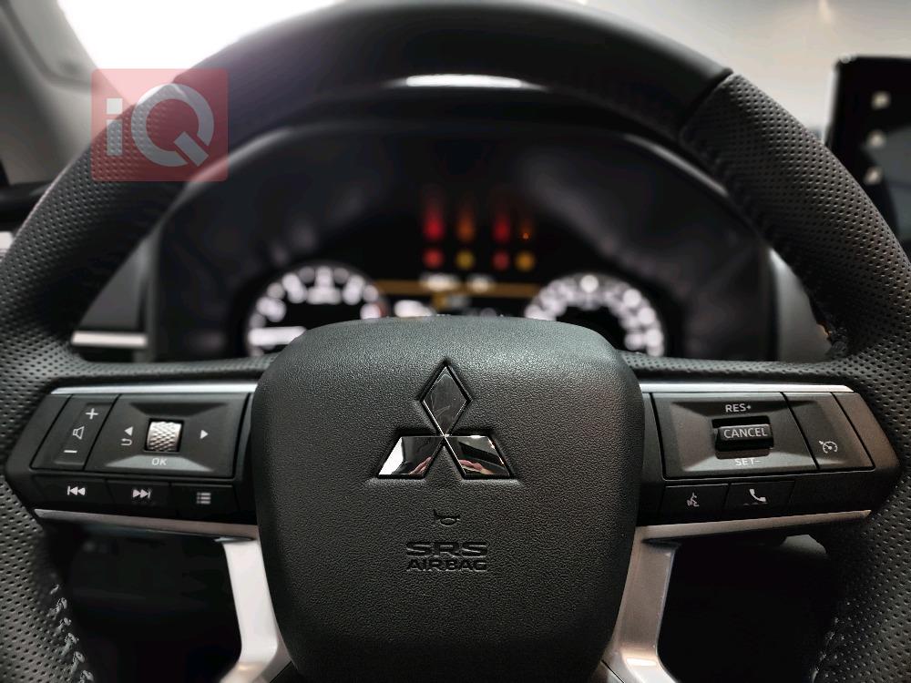 میتسوبیشی ئاوتلاندەر